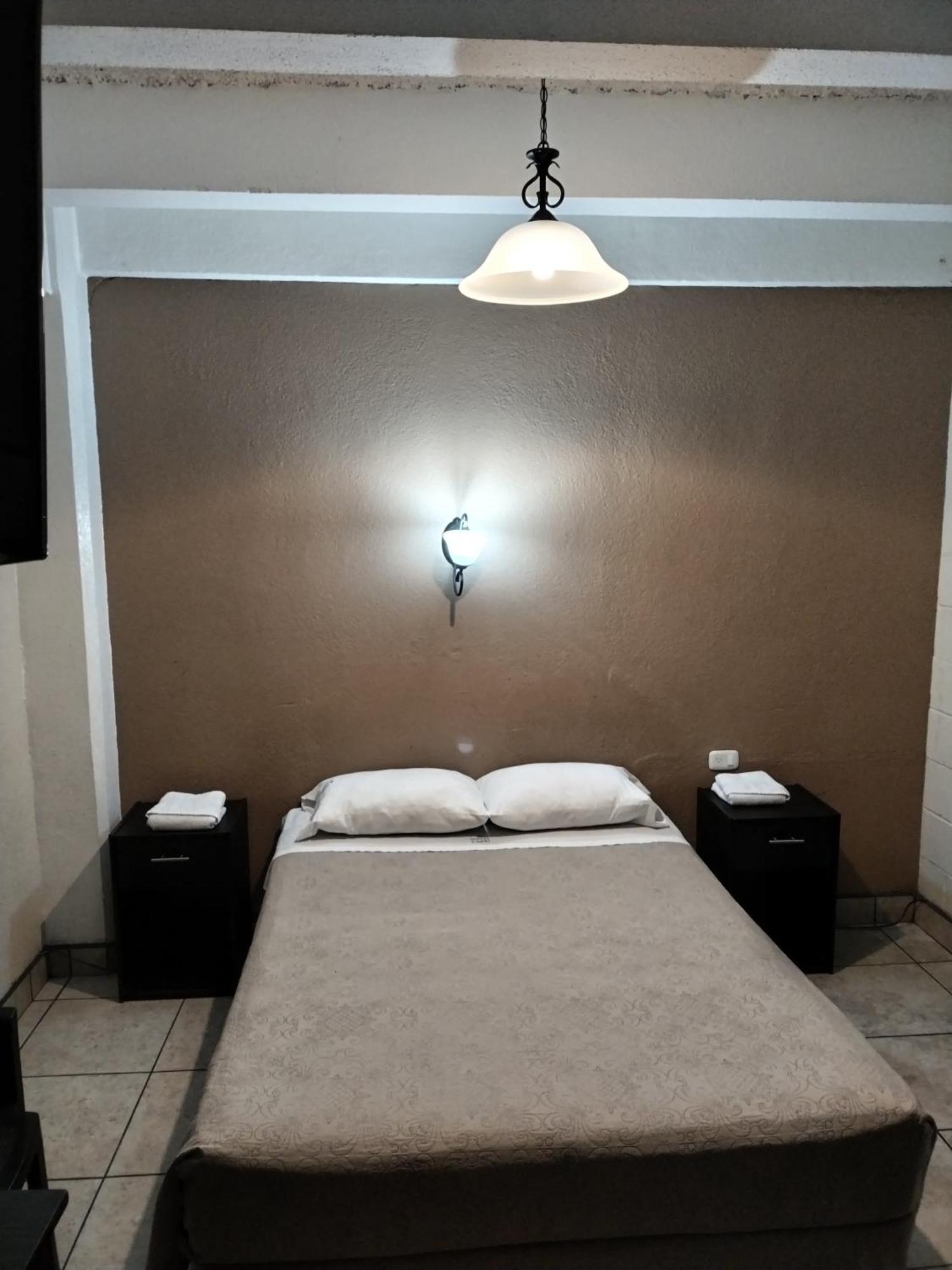 Hotel Capri Γουατεμάλα Εξωτερικό φωτογραφία